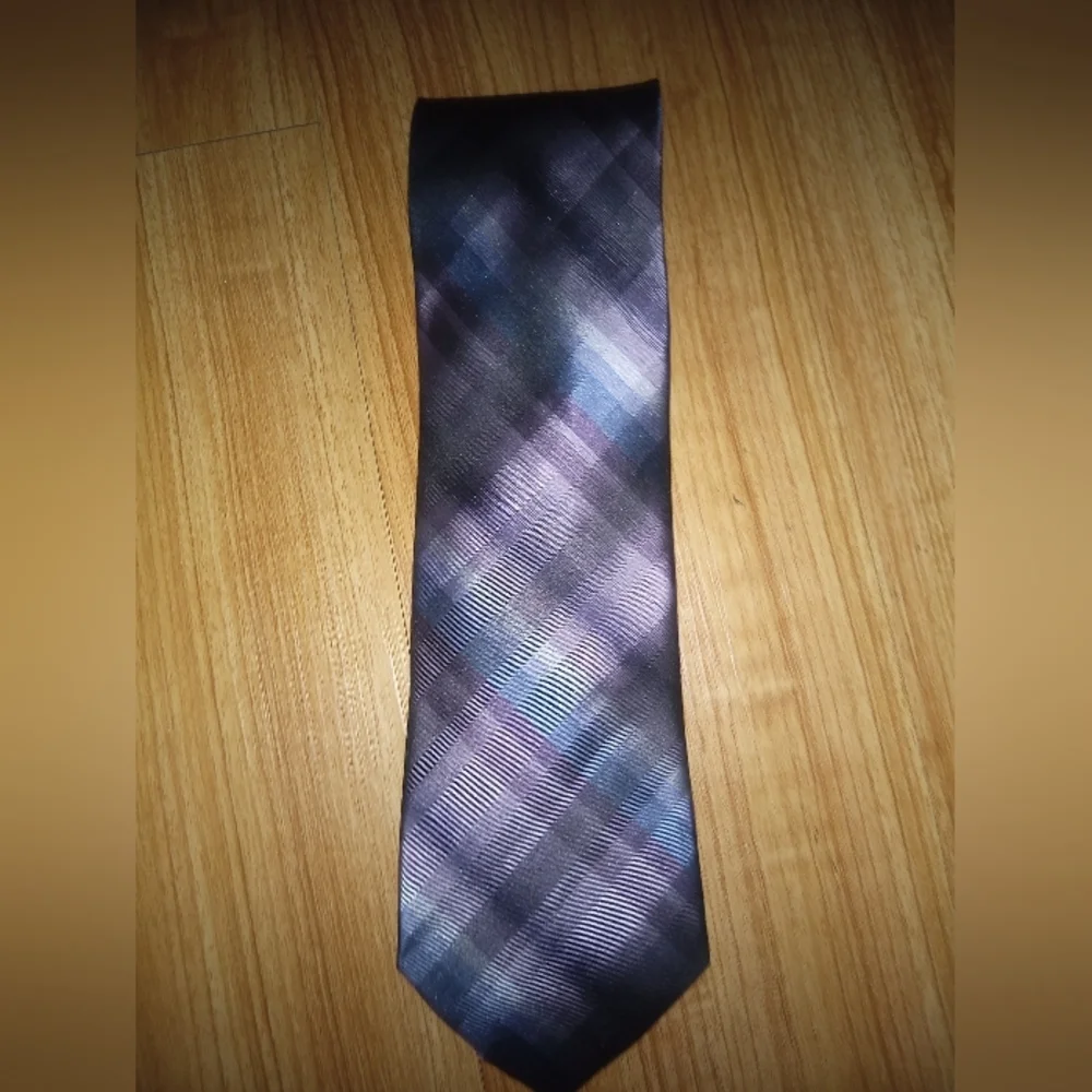 Calvin Klein Purple Blue Plaid 100% Silk Extra Long Neck Tie